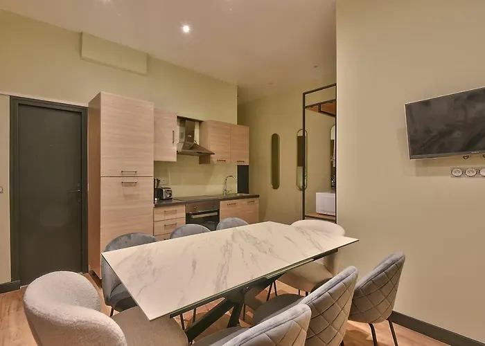 159 - Urban Beautiful Brand New Flat In شقة