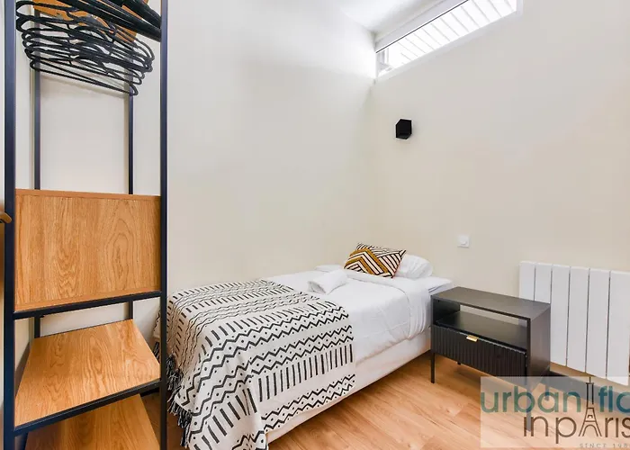 159 - Urban Beautiful Brand New Flat In *
