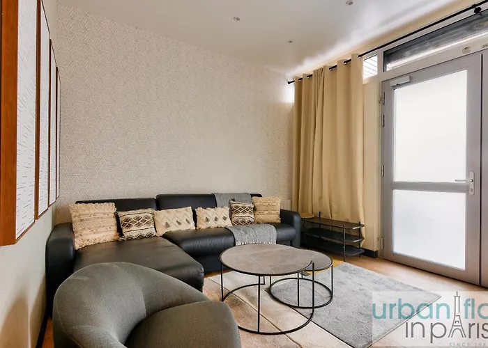 159 - Urban Beautiful Brand New Flat In * باريس