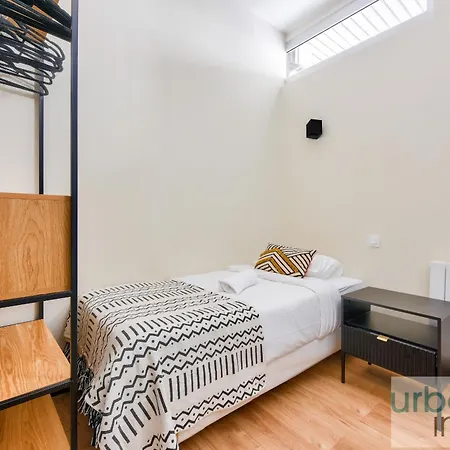 159 - Urban Beautiful Brand New Flat In *